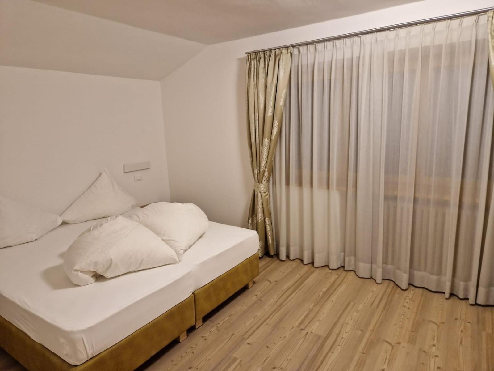 Apartment Aghel オルティゼーイ エクステリア 写真